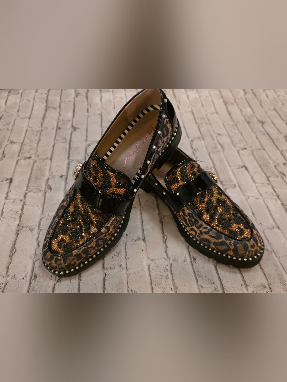 Betsey Johnson Braylon Leopard Loafers Women's Size 8
